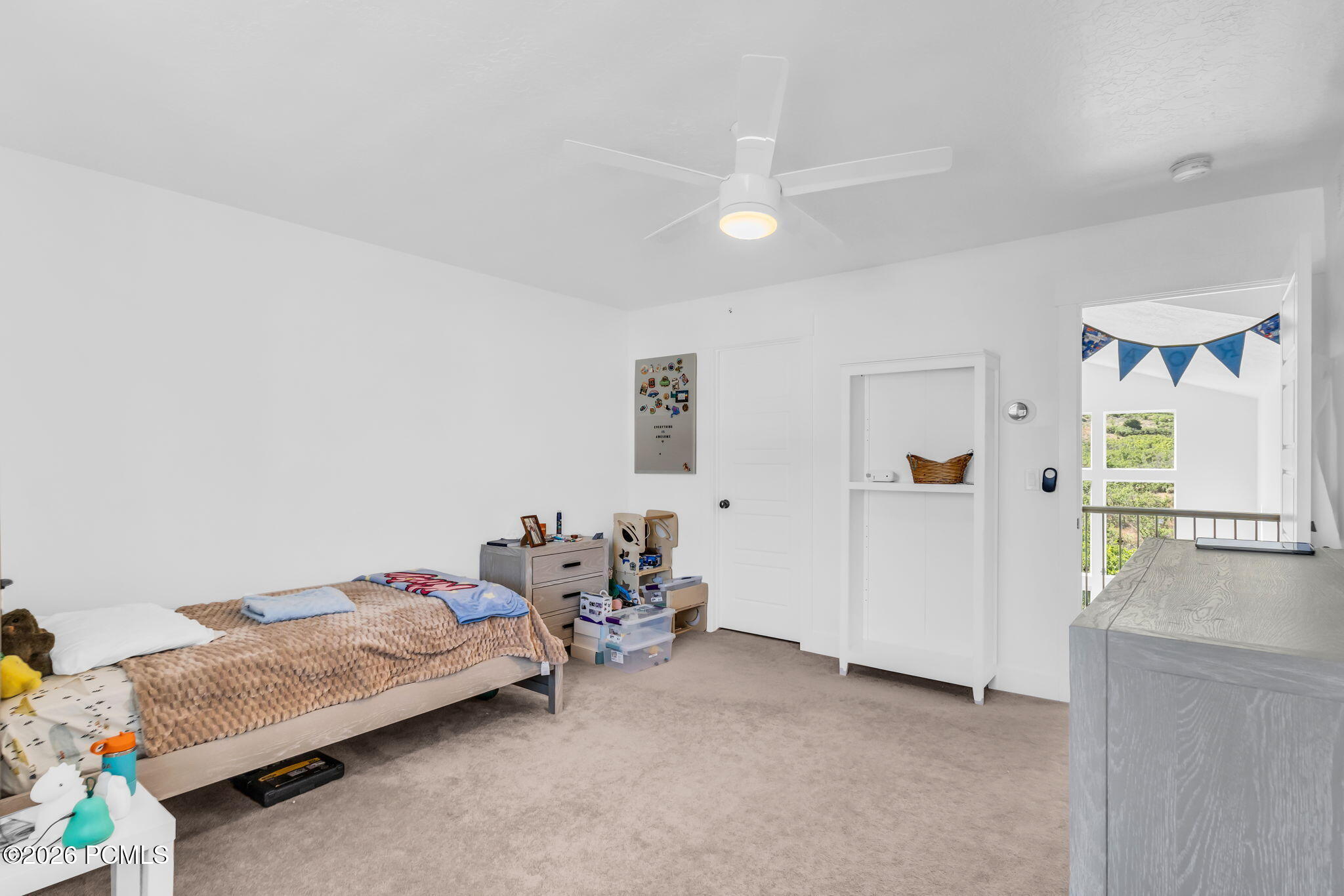 12517 N Minots Ledge Dr