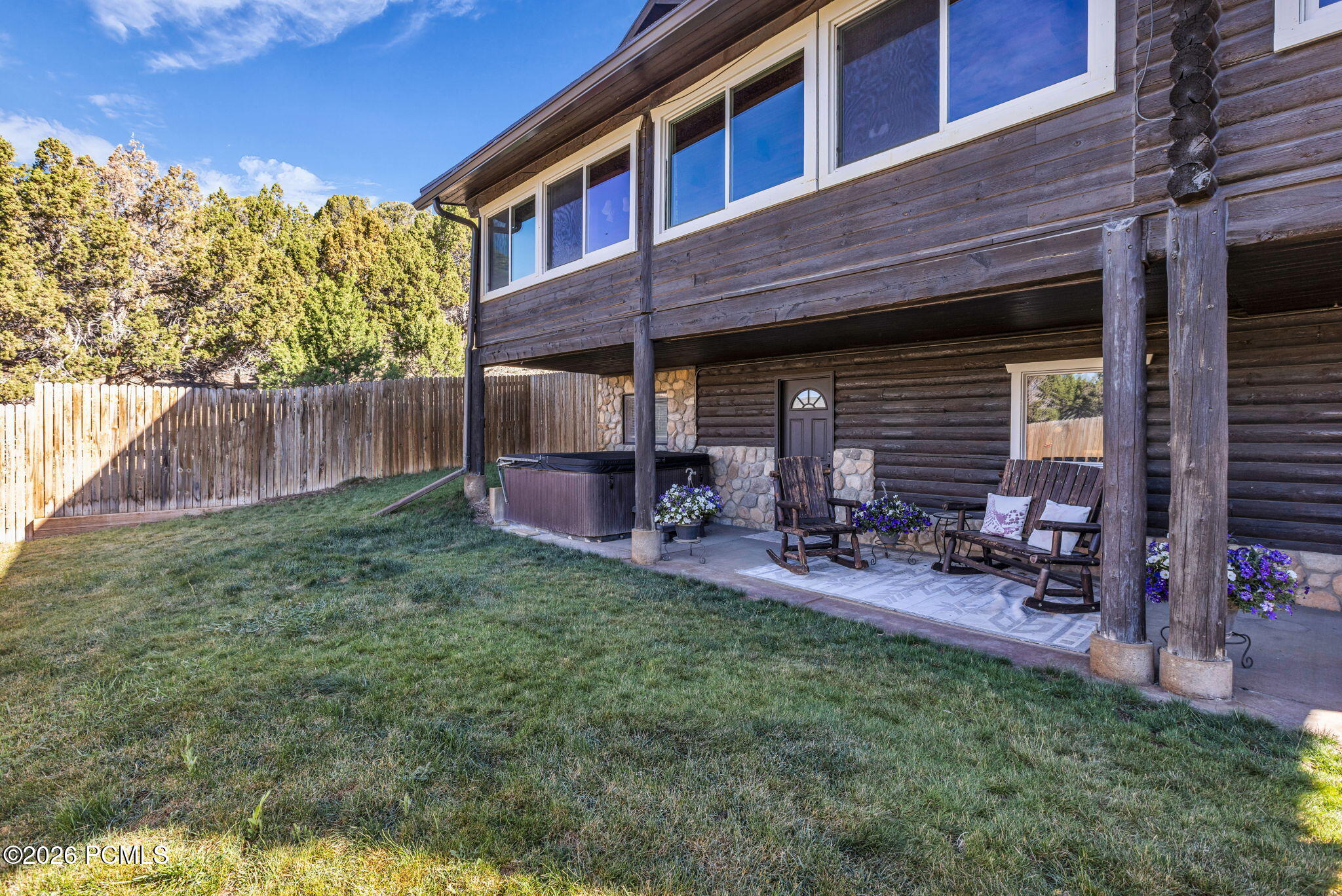 8398 N Highway 302