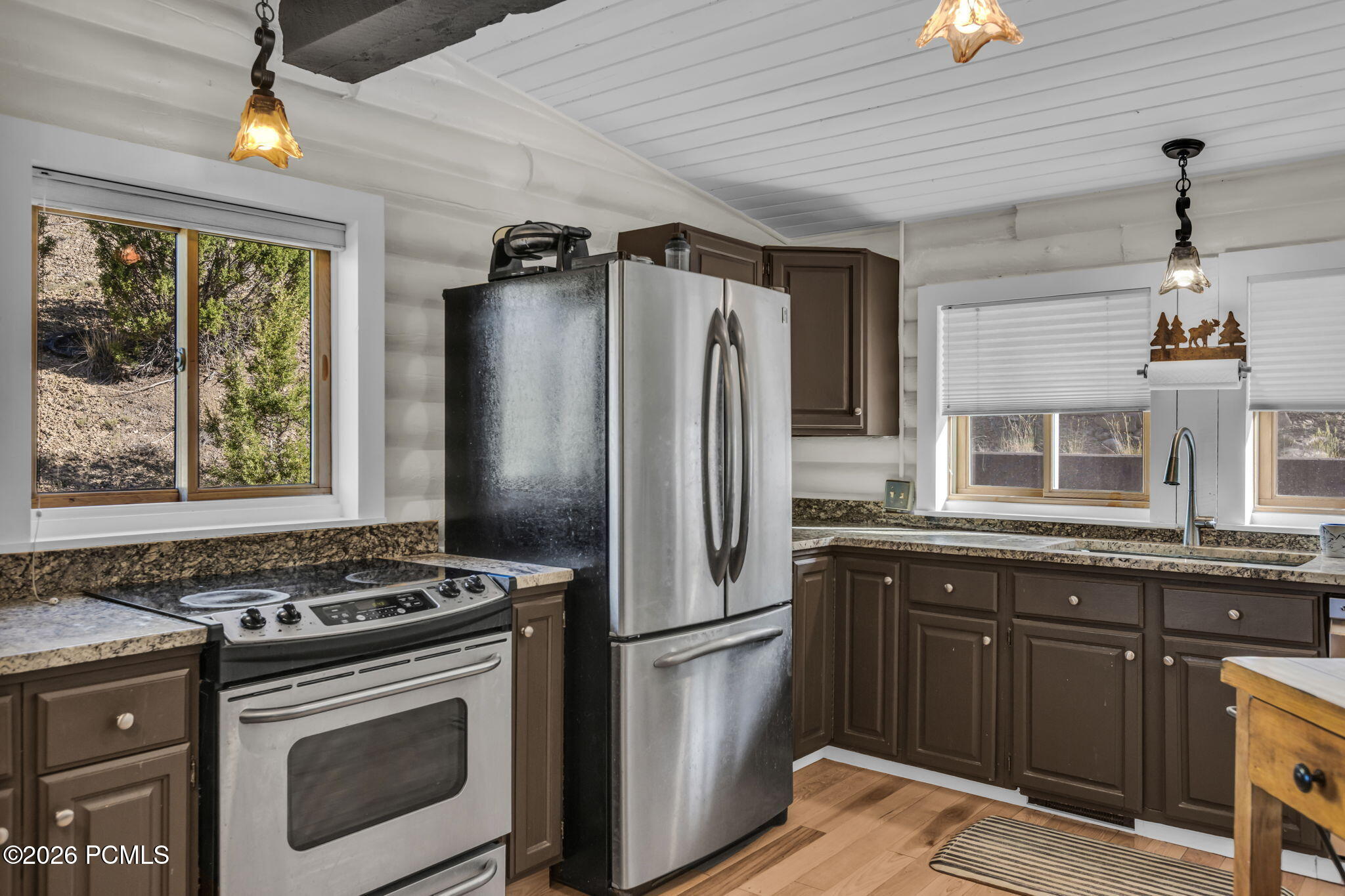 8398 N Highway 302