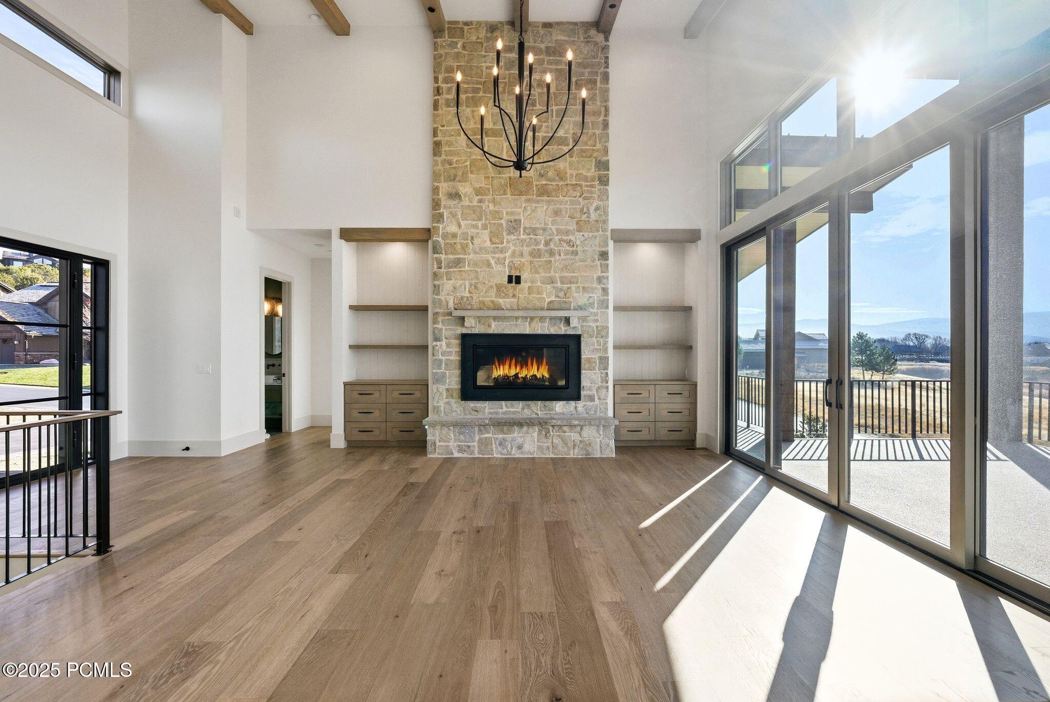 197 N Abajo Peak Way