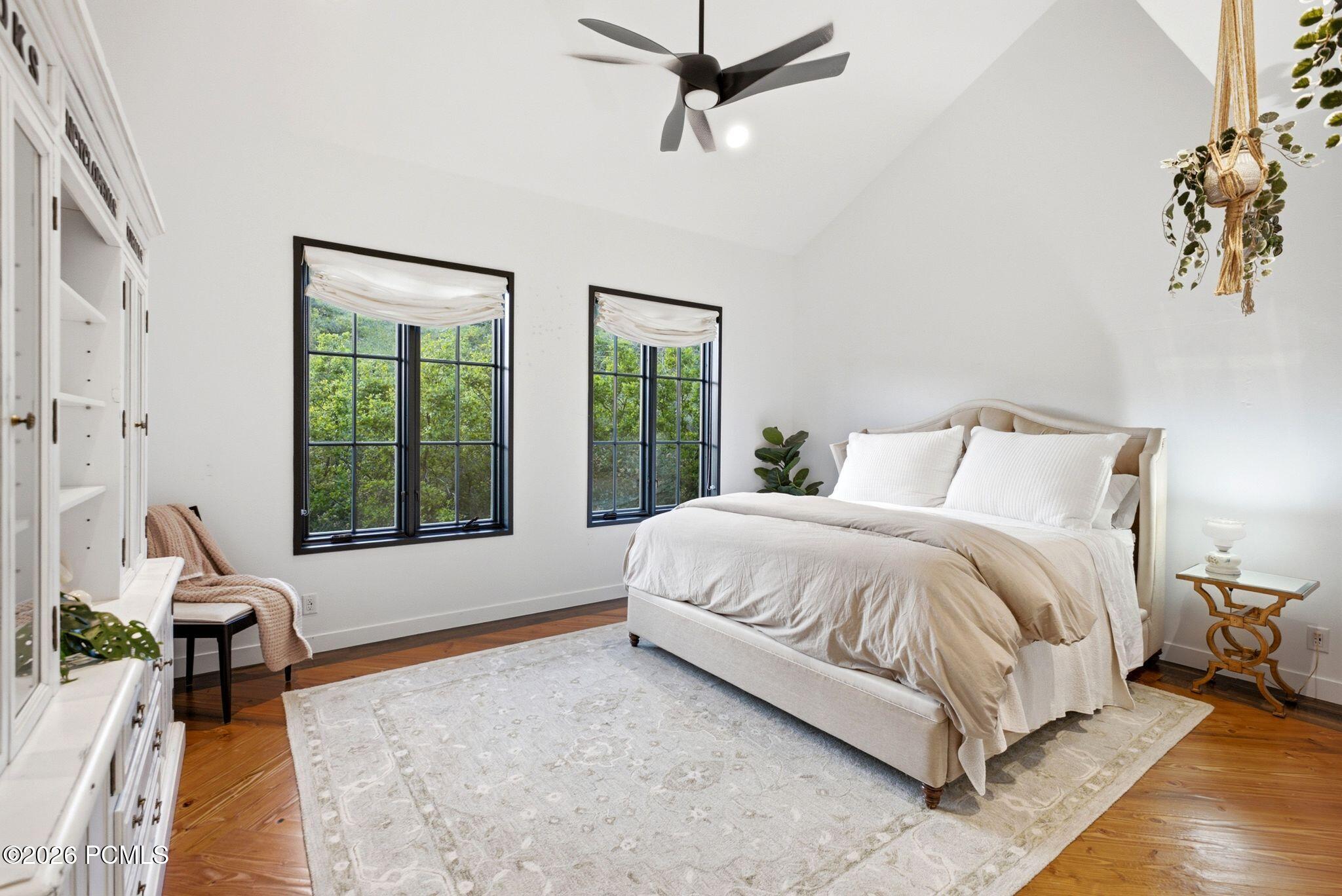 5971 N Maple Ridge Trl