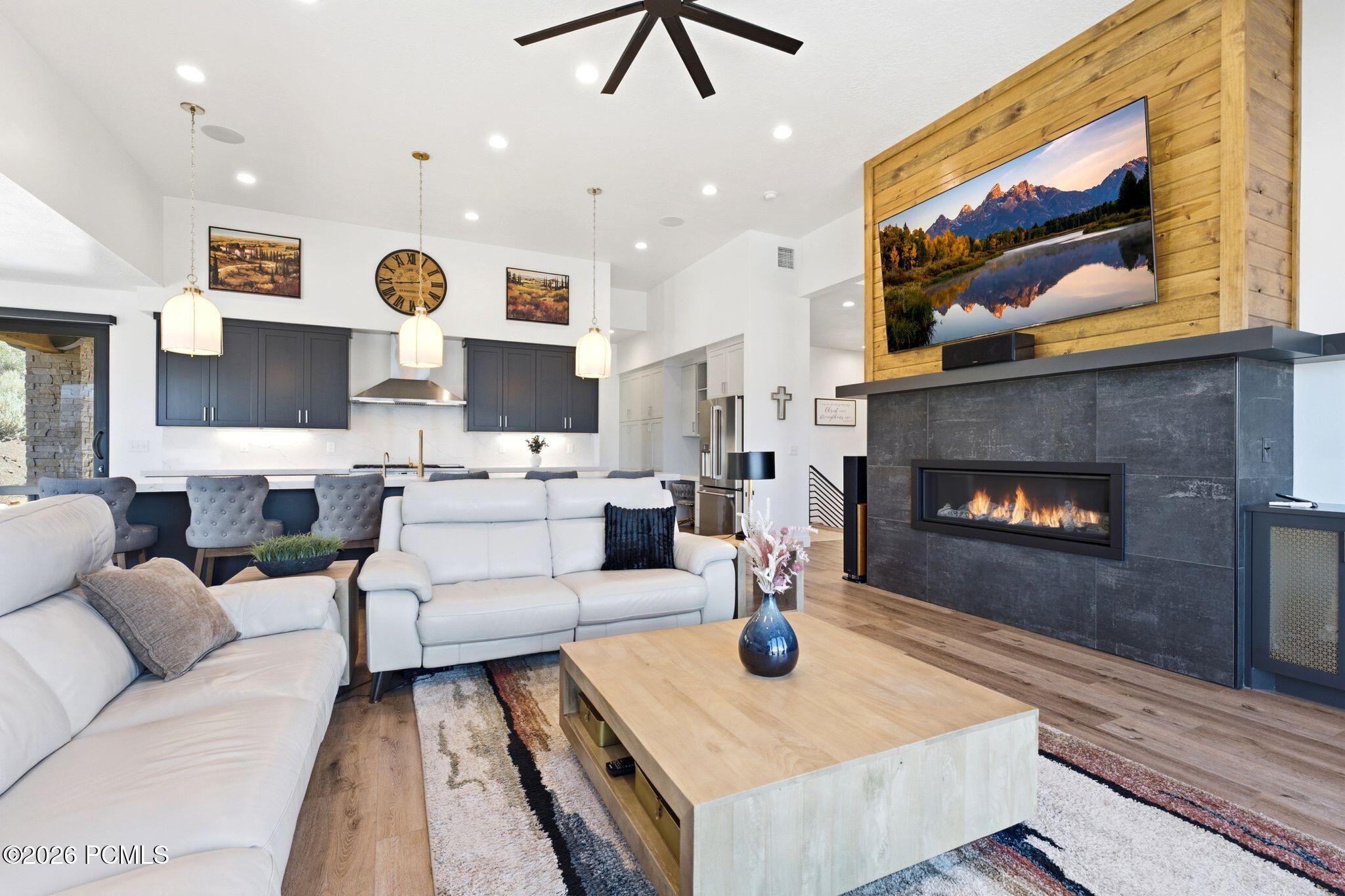 11332 N White Tail Court