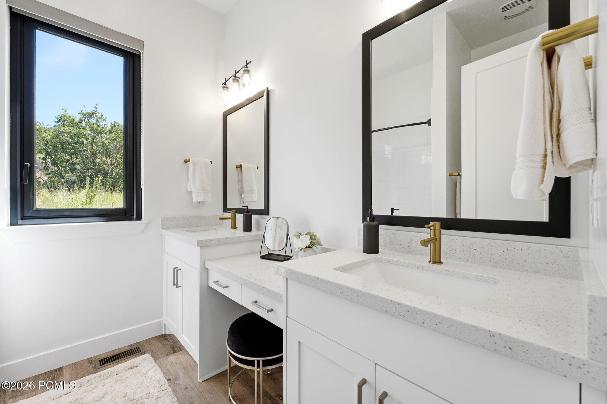 11332 N White Tail Court