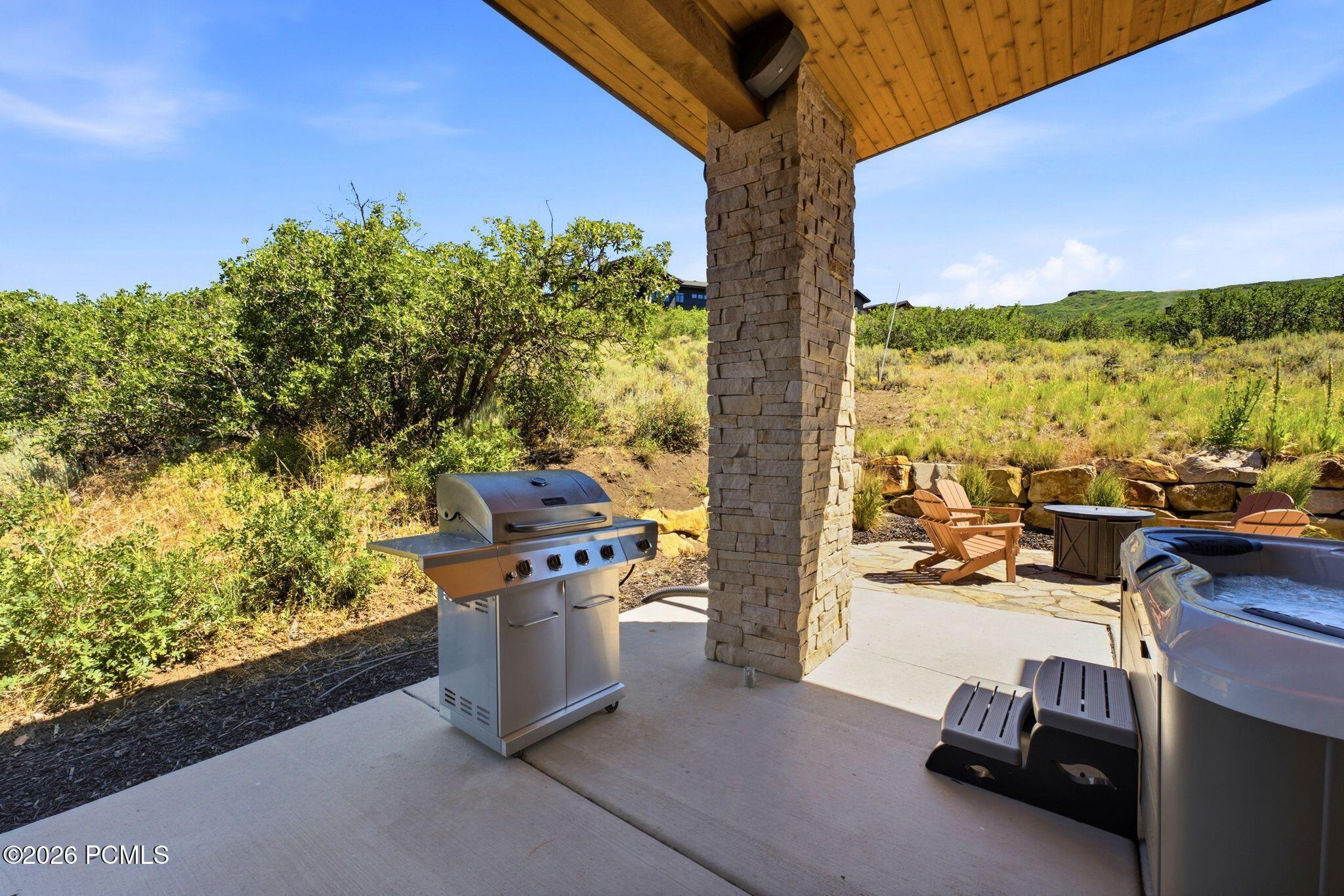 11332 N White Tail Court