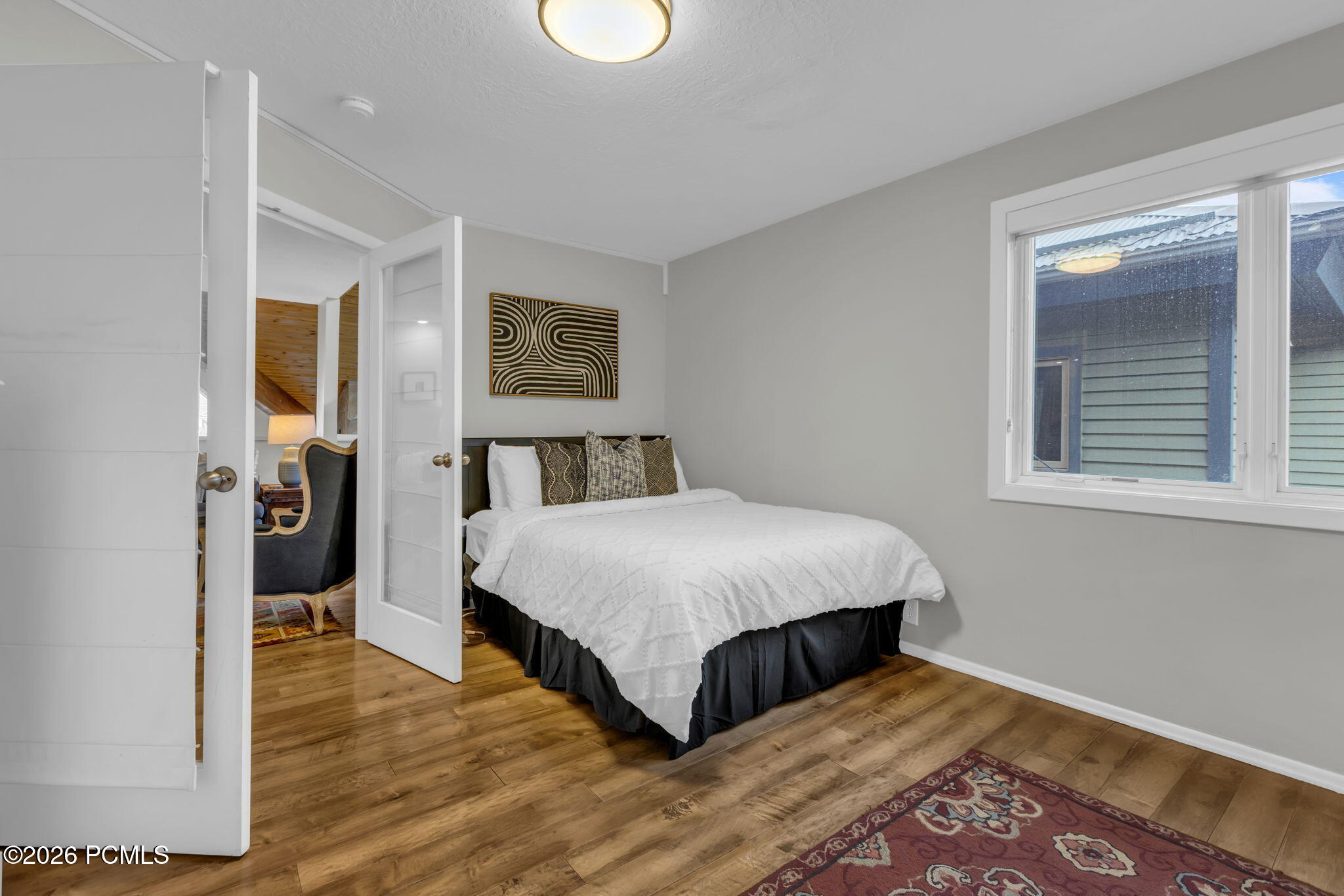 253 Ontario Avenue 1 & 2