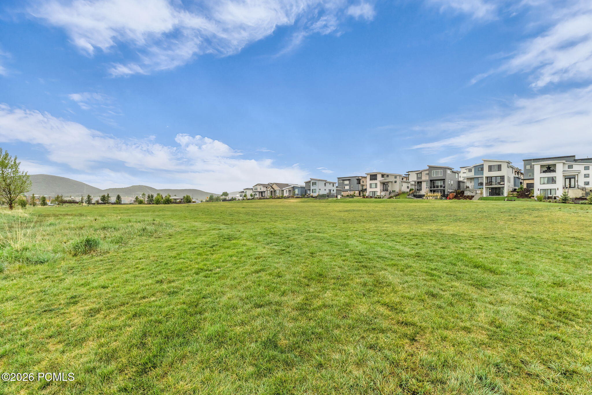 7120 Woods Rose Dr