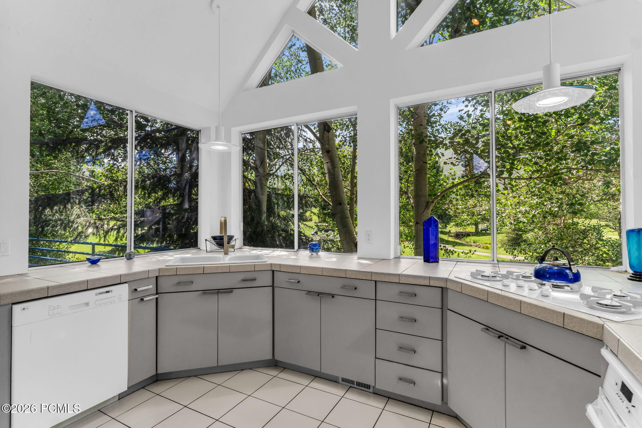 21 Prospector Drive