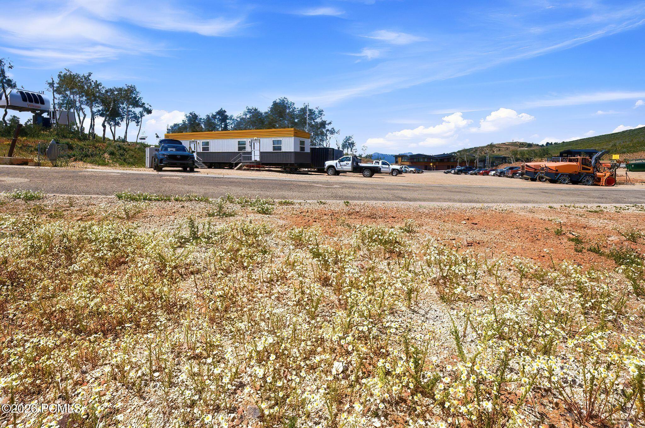 5747 N Daybreak Rdg 8