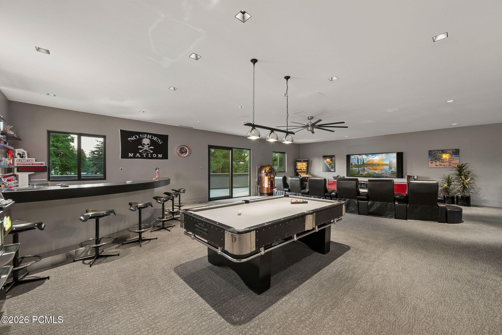 2550 E Brentwood Dr