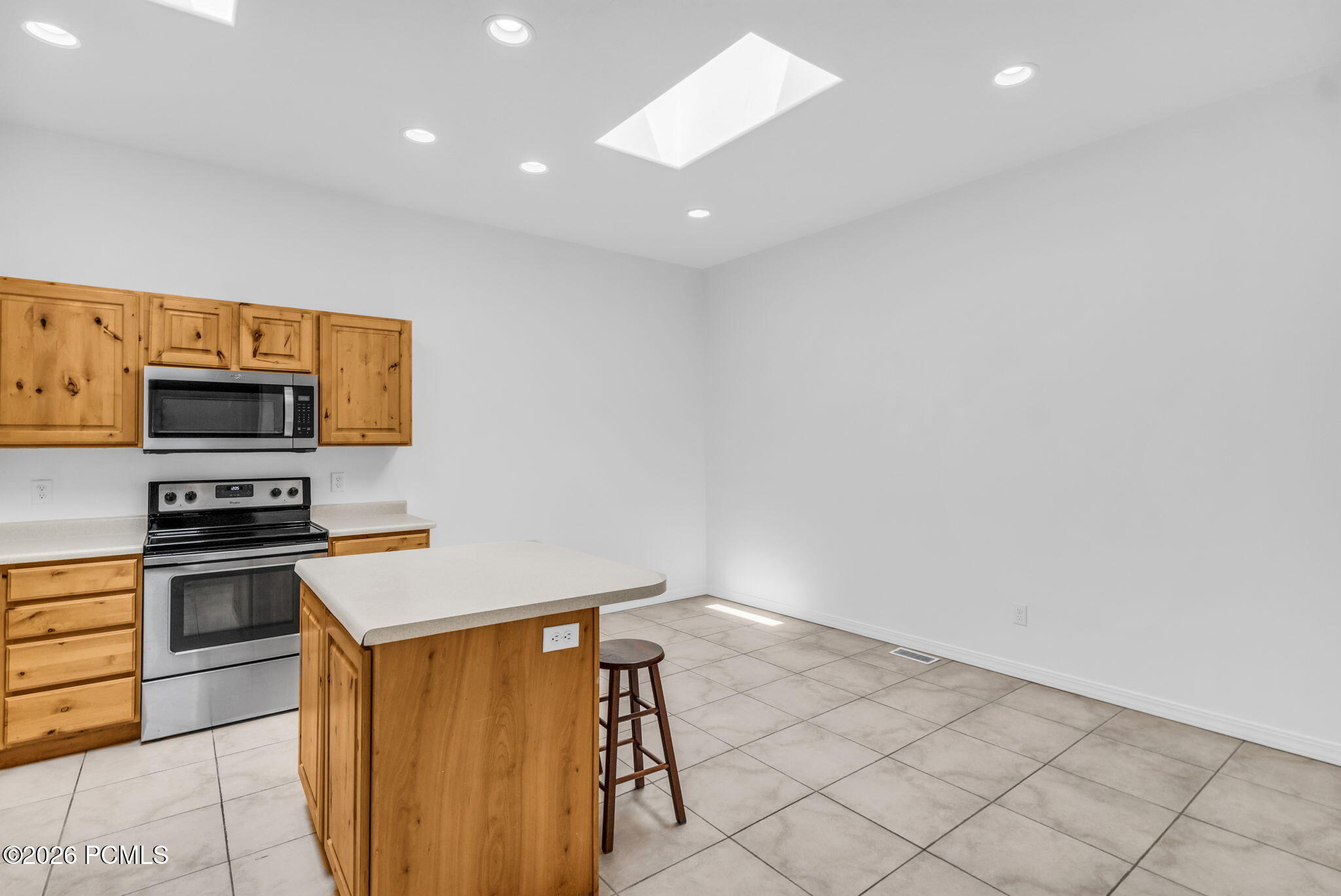 44 W 200 North Apt 5