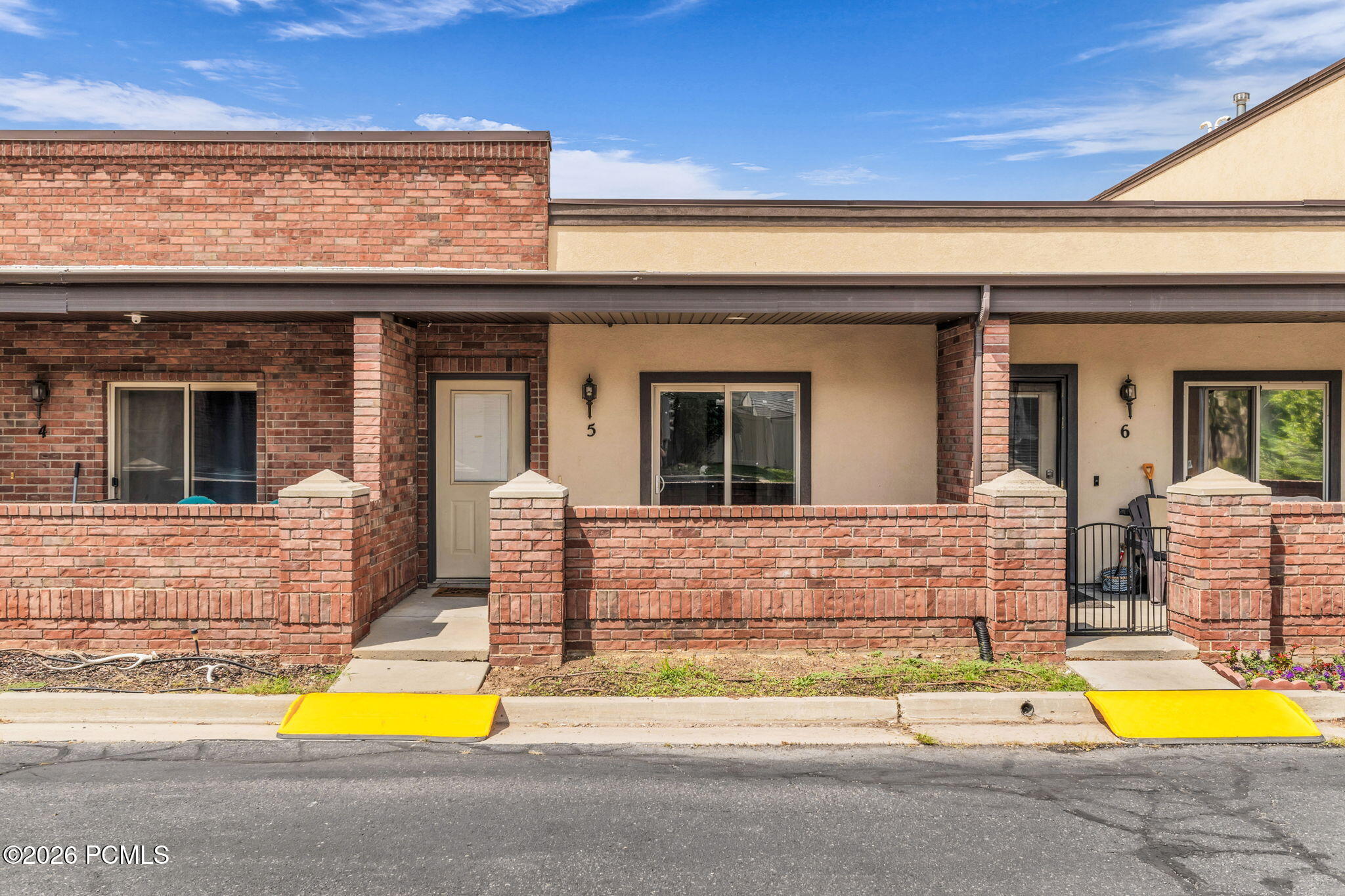 44 W 200 North Apt 5