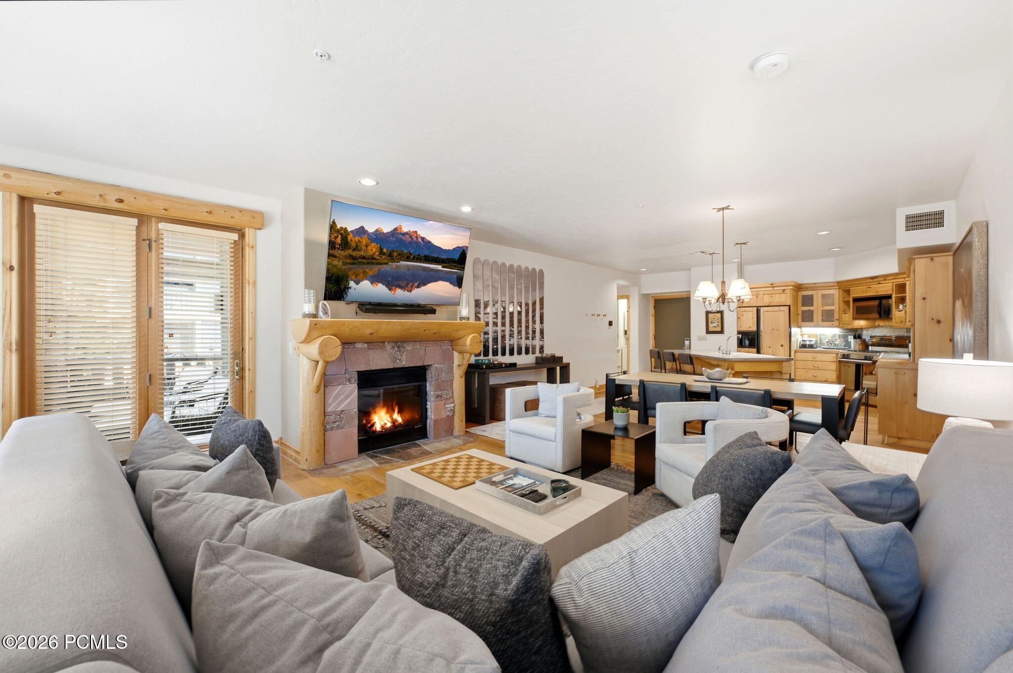 2900 Deer Valley Dr C218