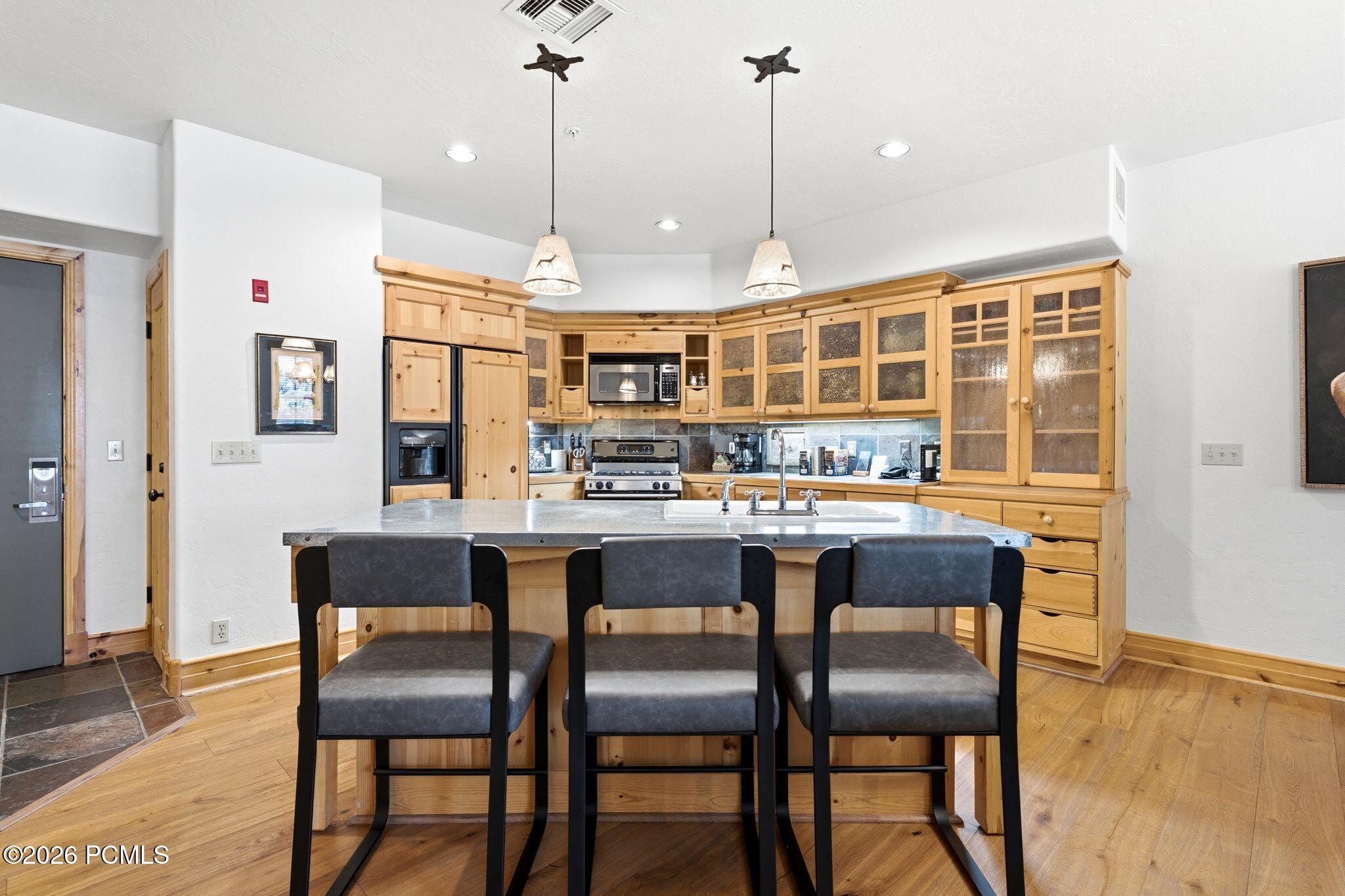2900 Deer Valley Dr C218