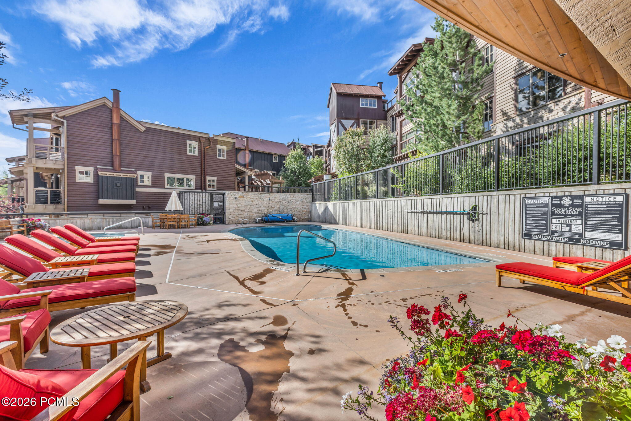 1825 Three Kings Dr 103