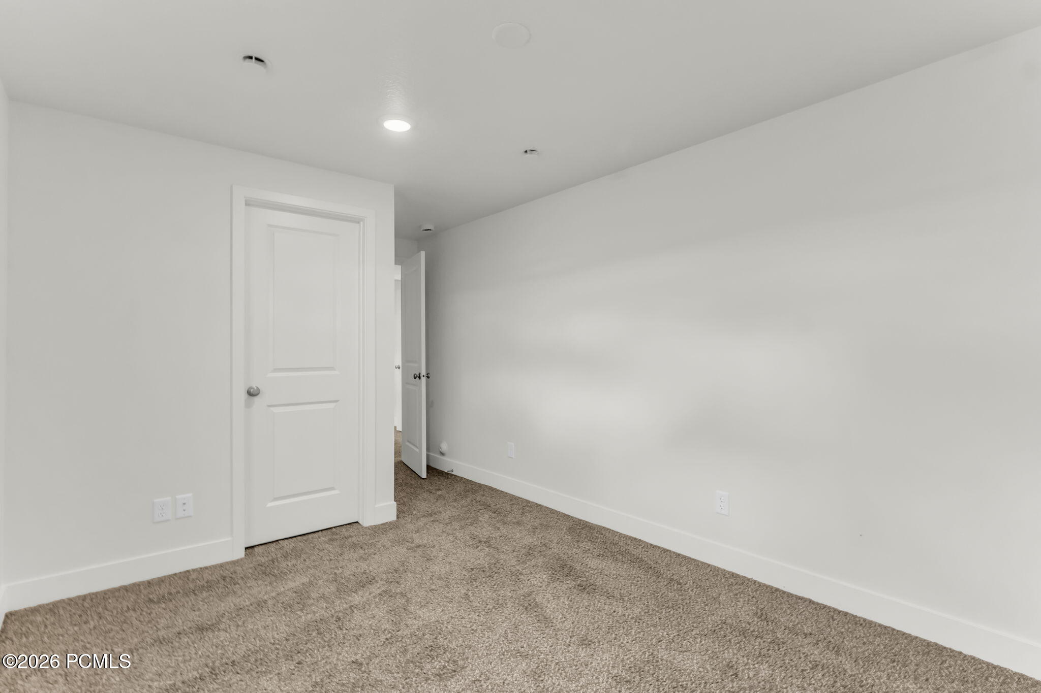 1250 Mahogany Way