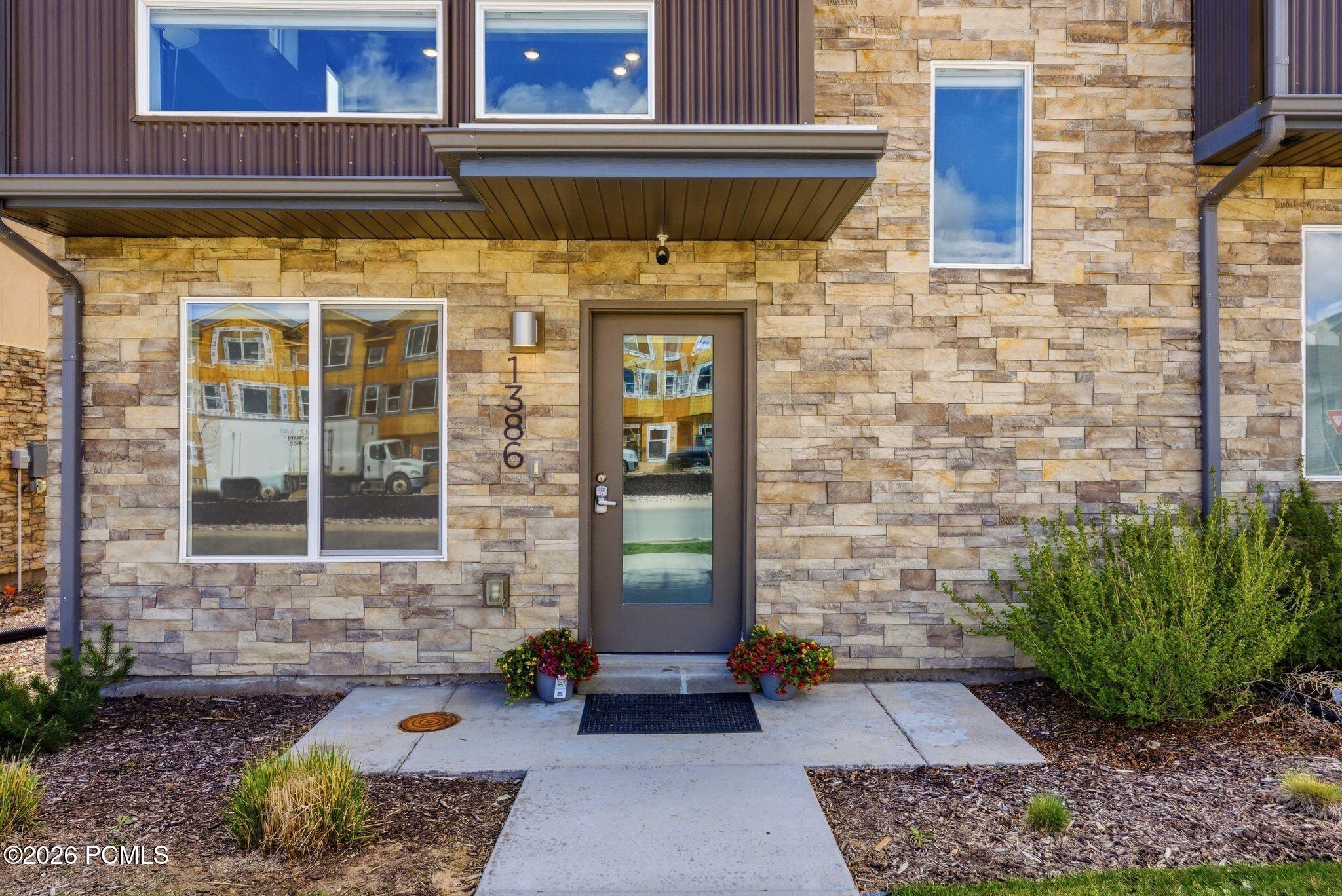 1386 Village Green Trail