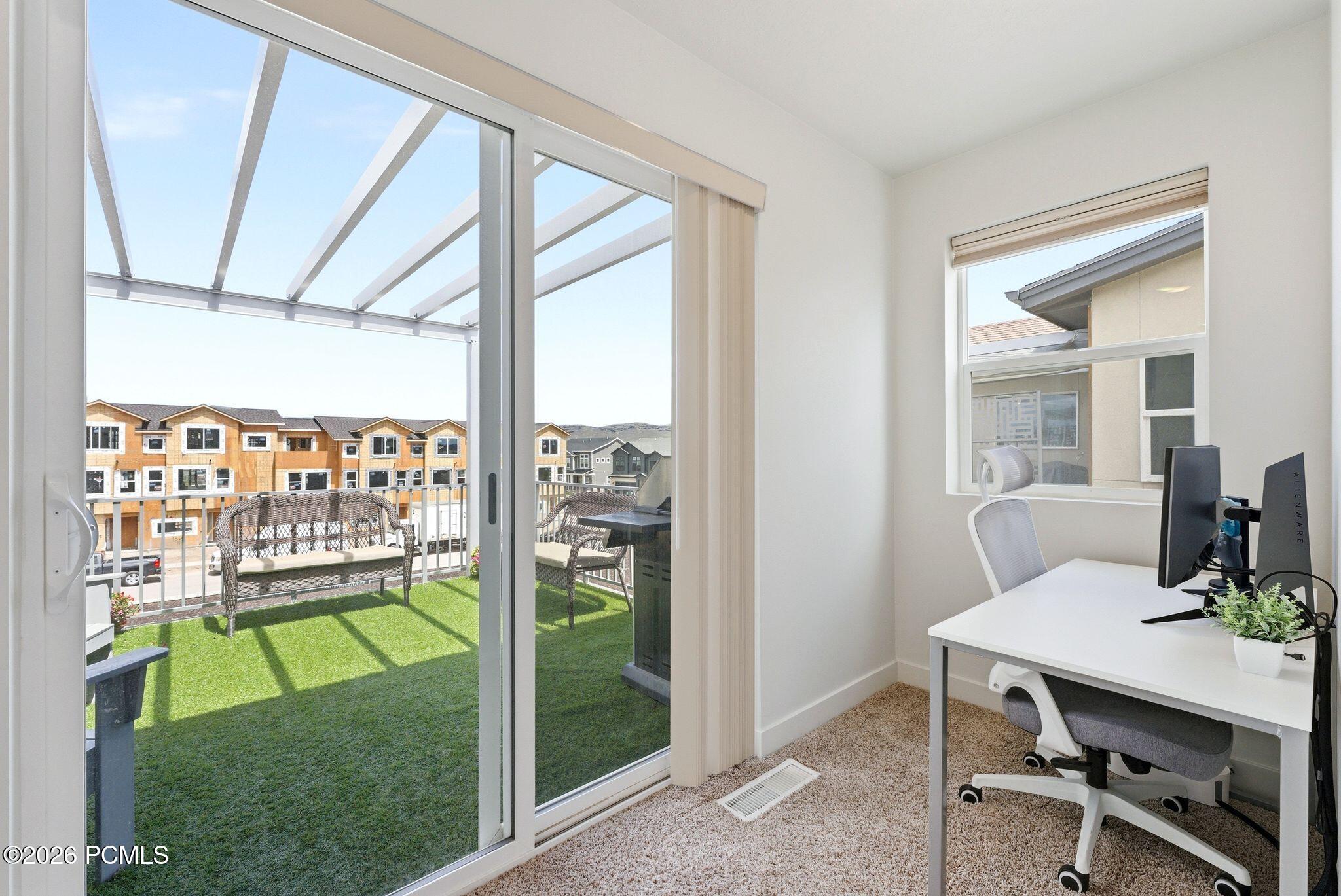 1386 Village Green Trail