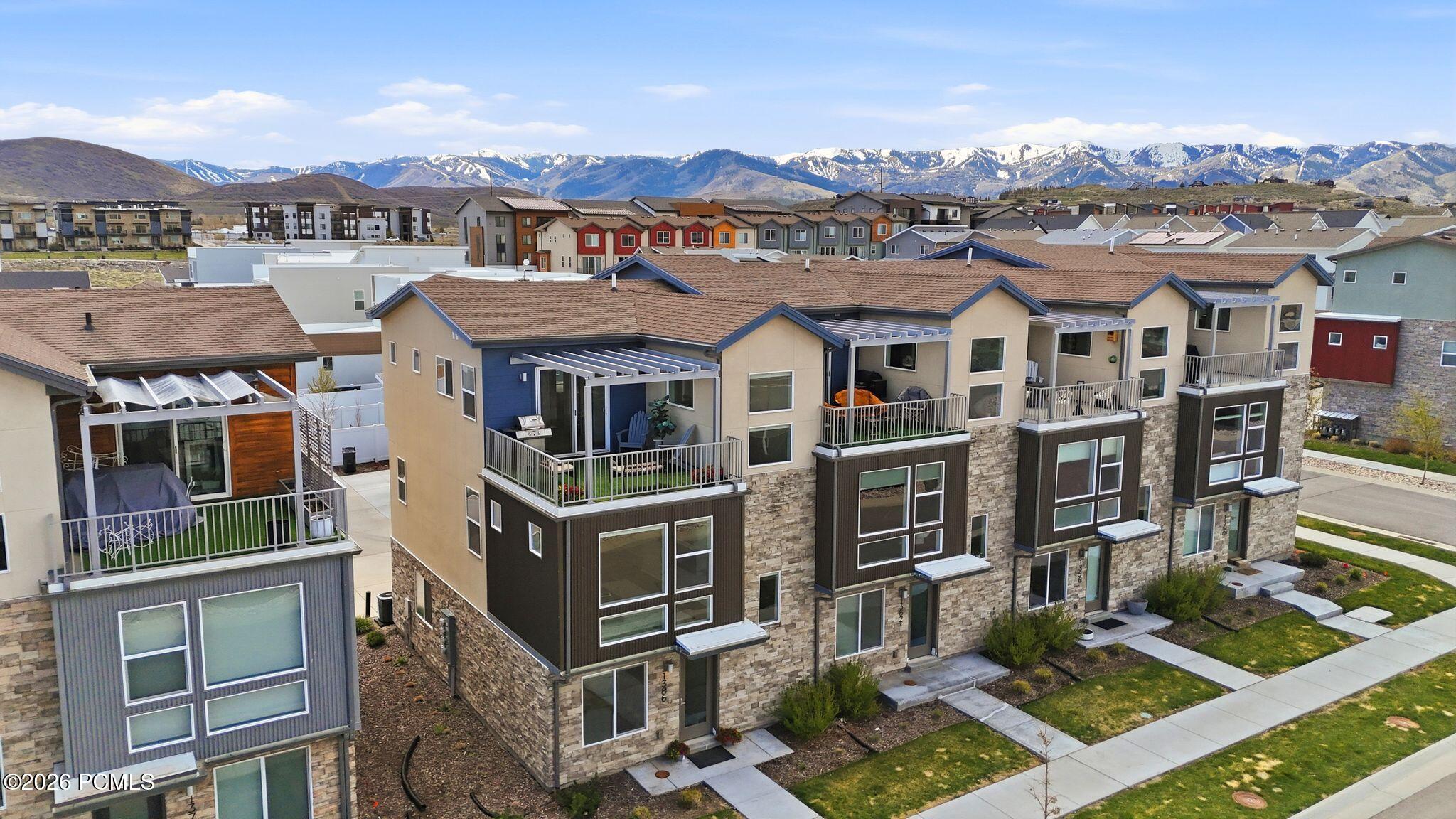 1386 Village Green Trail