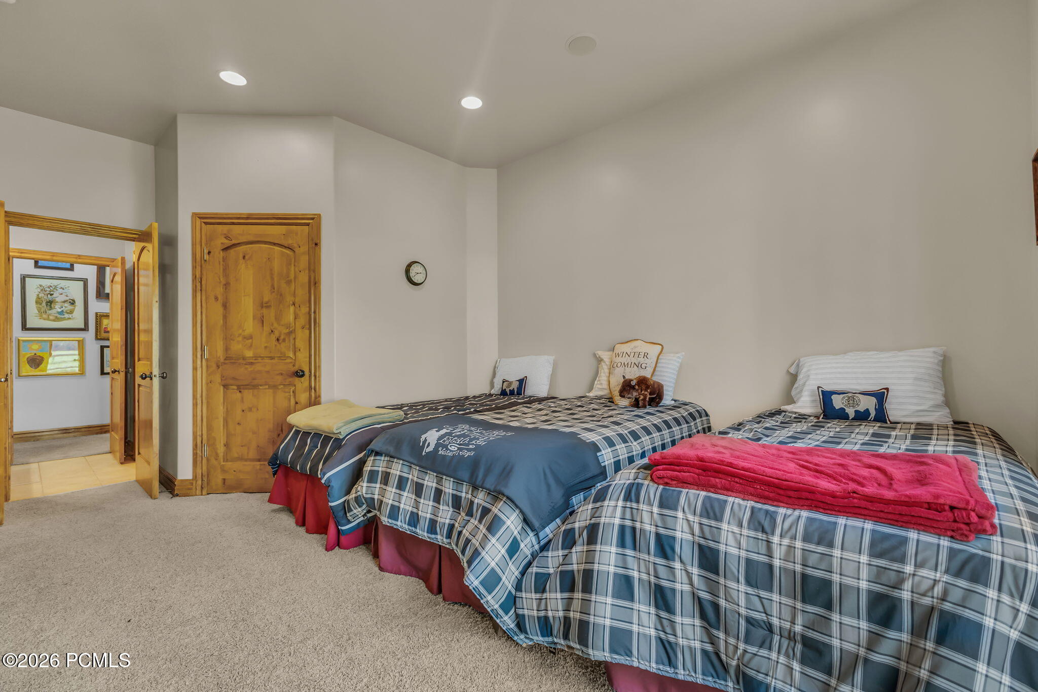 1236 S Highway 66