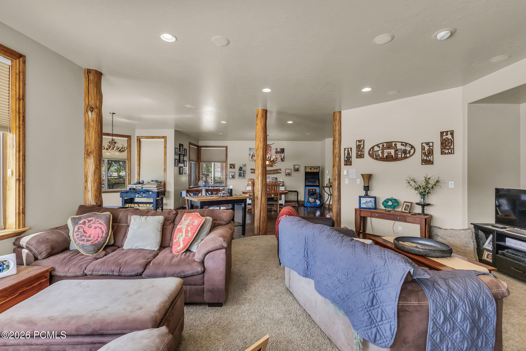 1236 S Highway 66