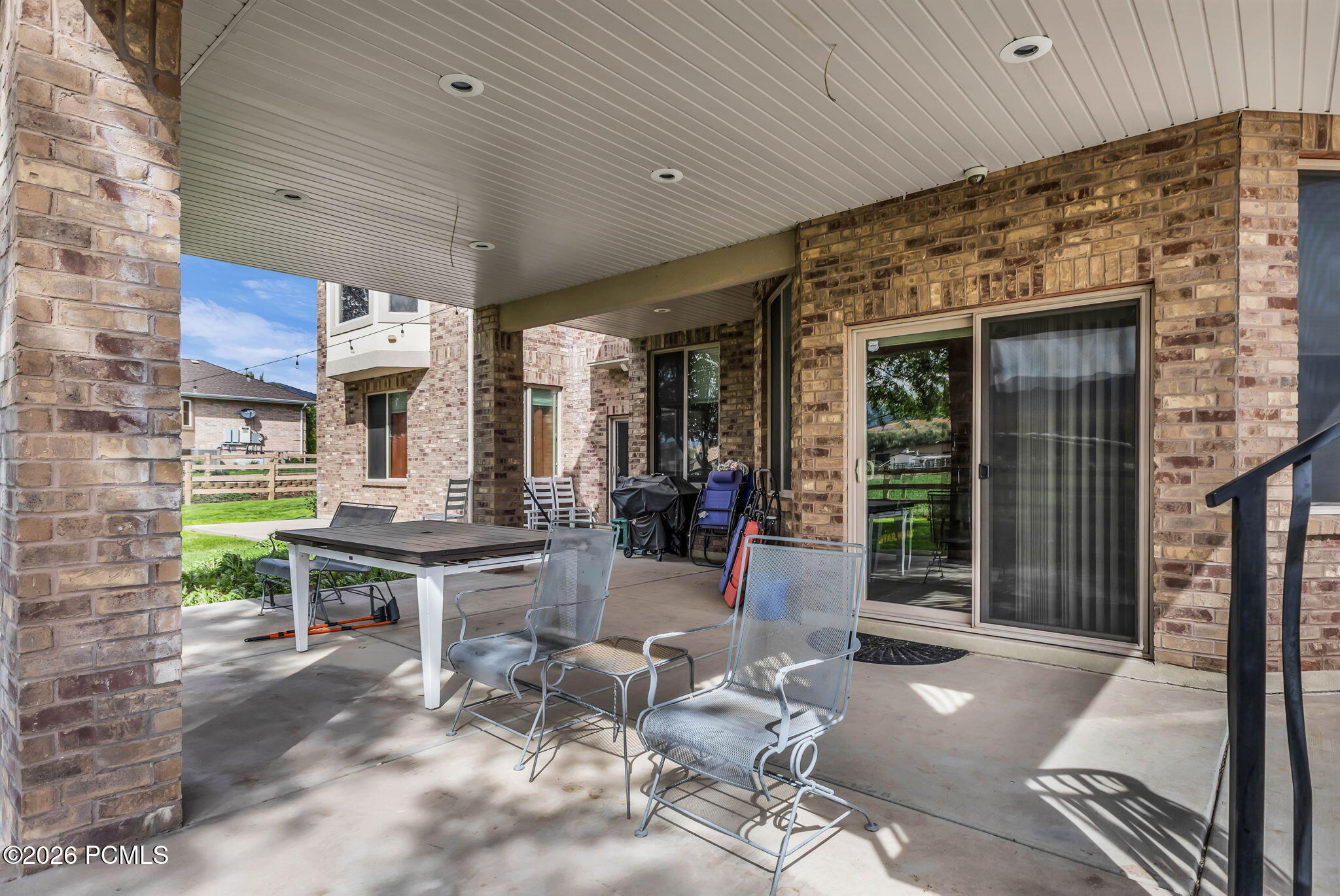 1236 S Highway 66