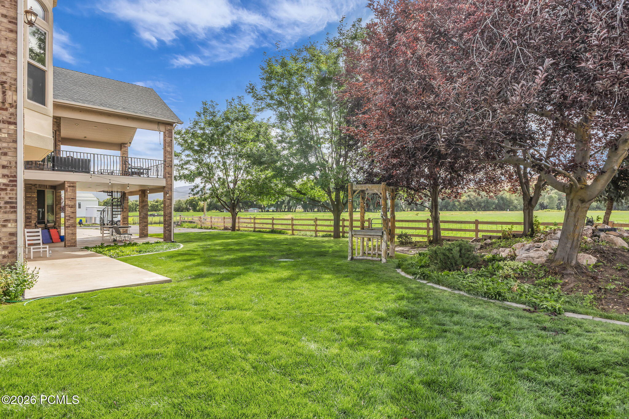 1236 S Highway 66