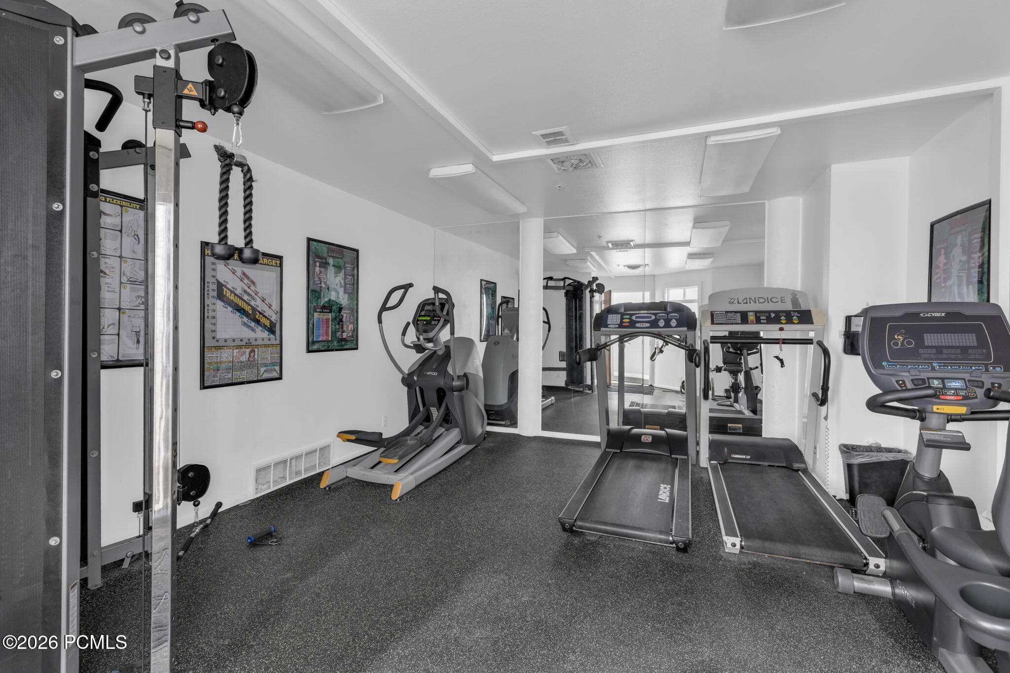 7065 N 2200 Apt 2x