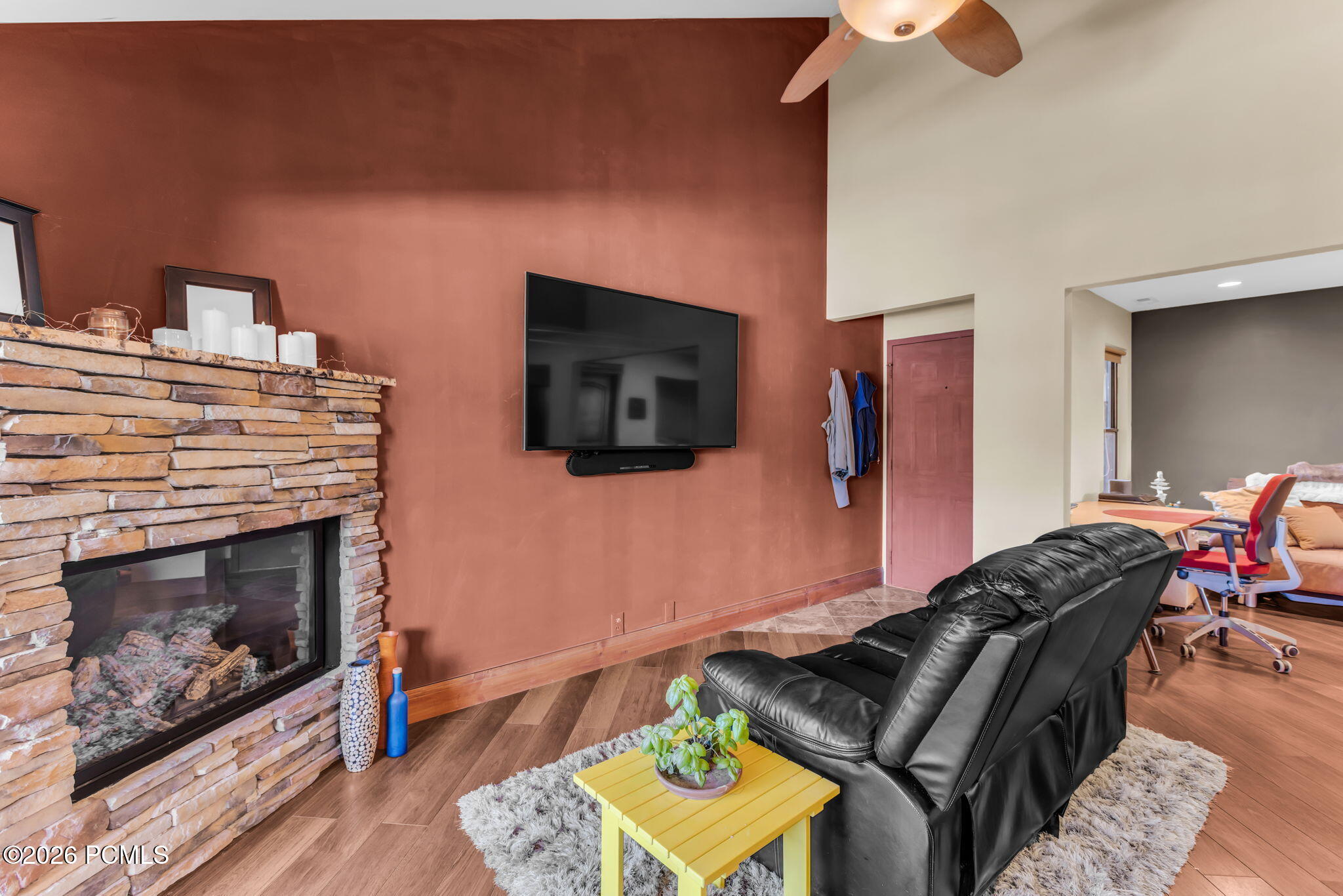 7065 N 2200 Apt 2x