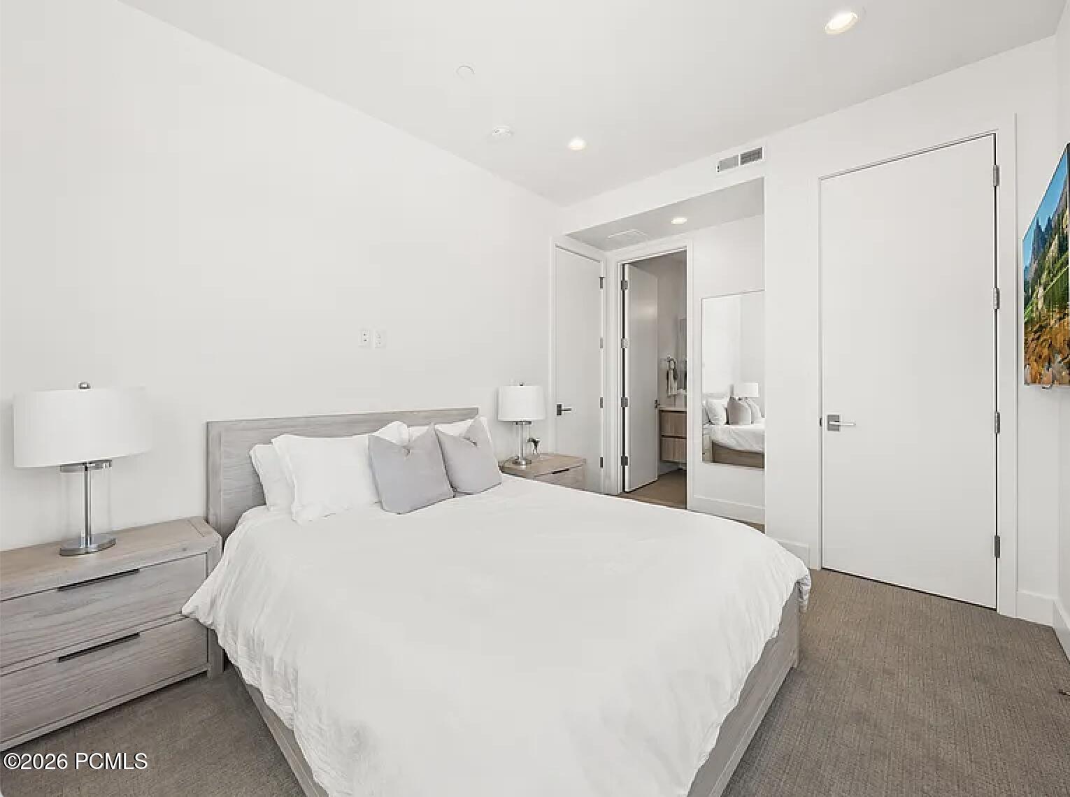 4134 Cooper Ln Unit 22