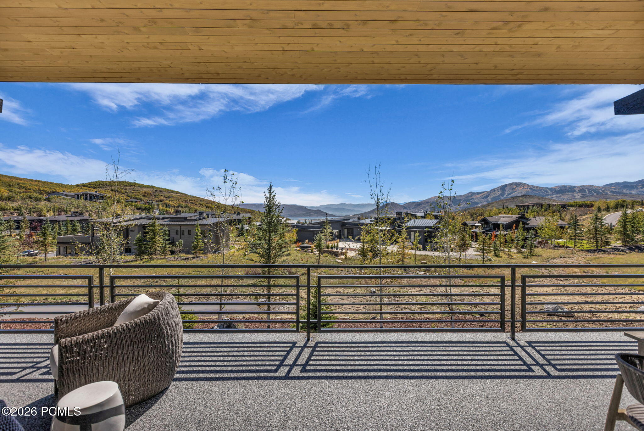203 W Peace Tree Trail