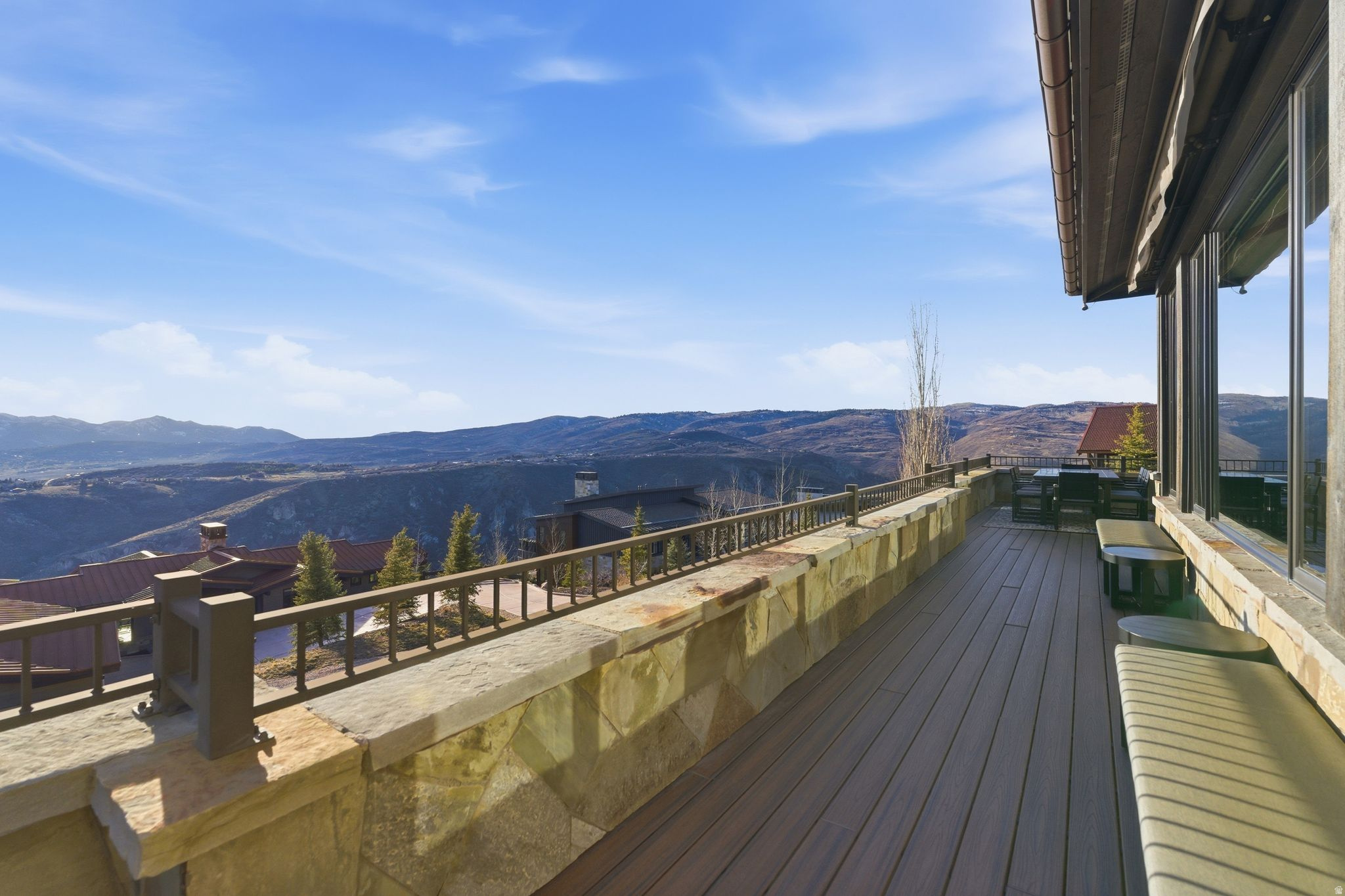 9079 DYE CABINS DR