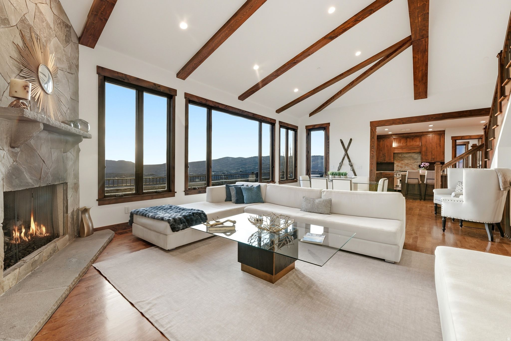 9079 DYE CABINS DR