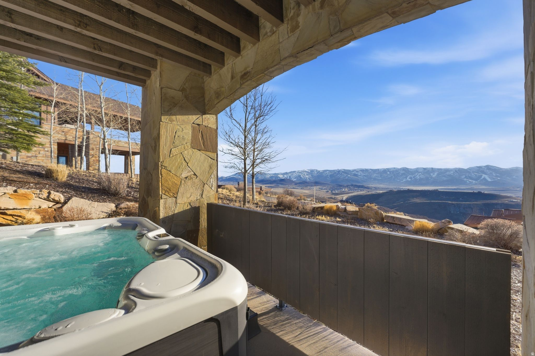 9079 DYE CABINS DR