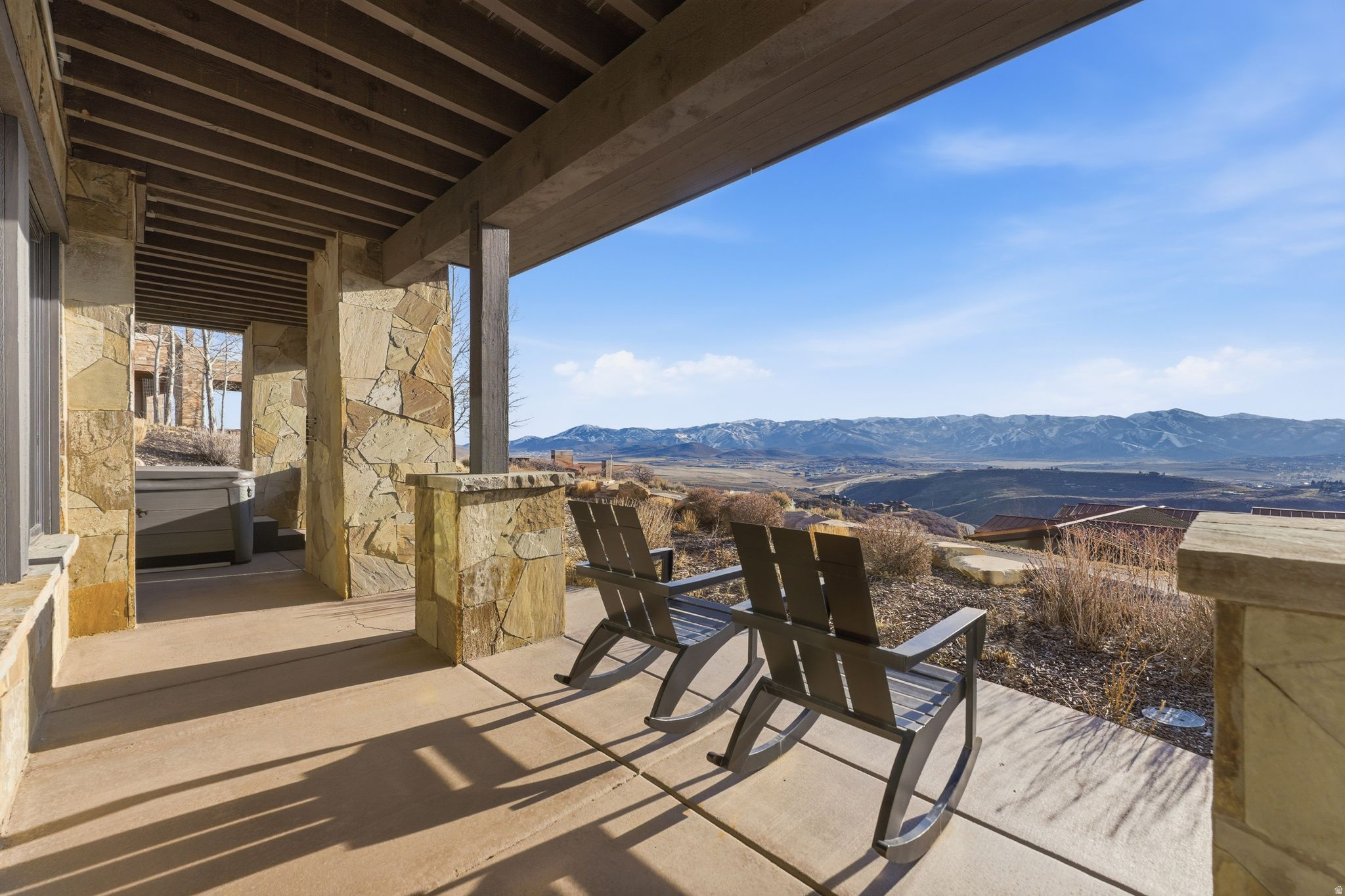 9079 DYE CABINS DR