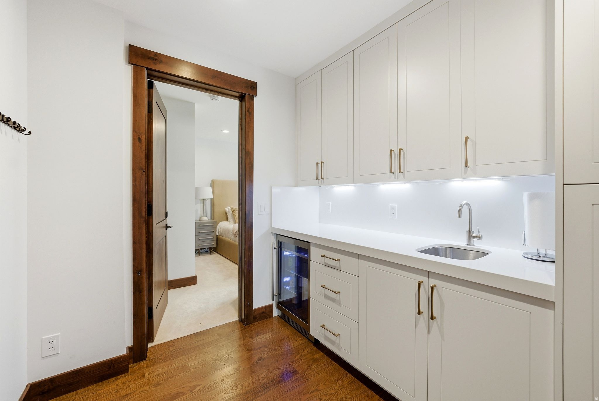 9079 DYE CABINS DR