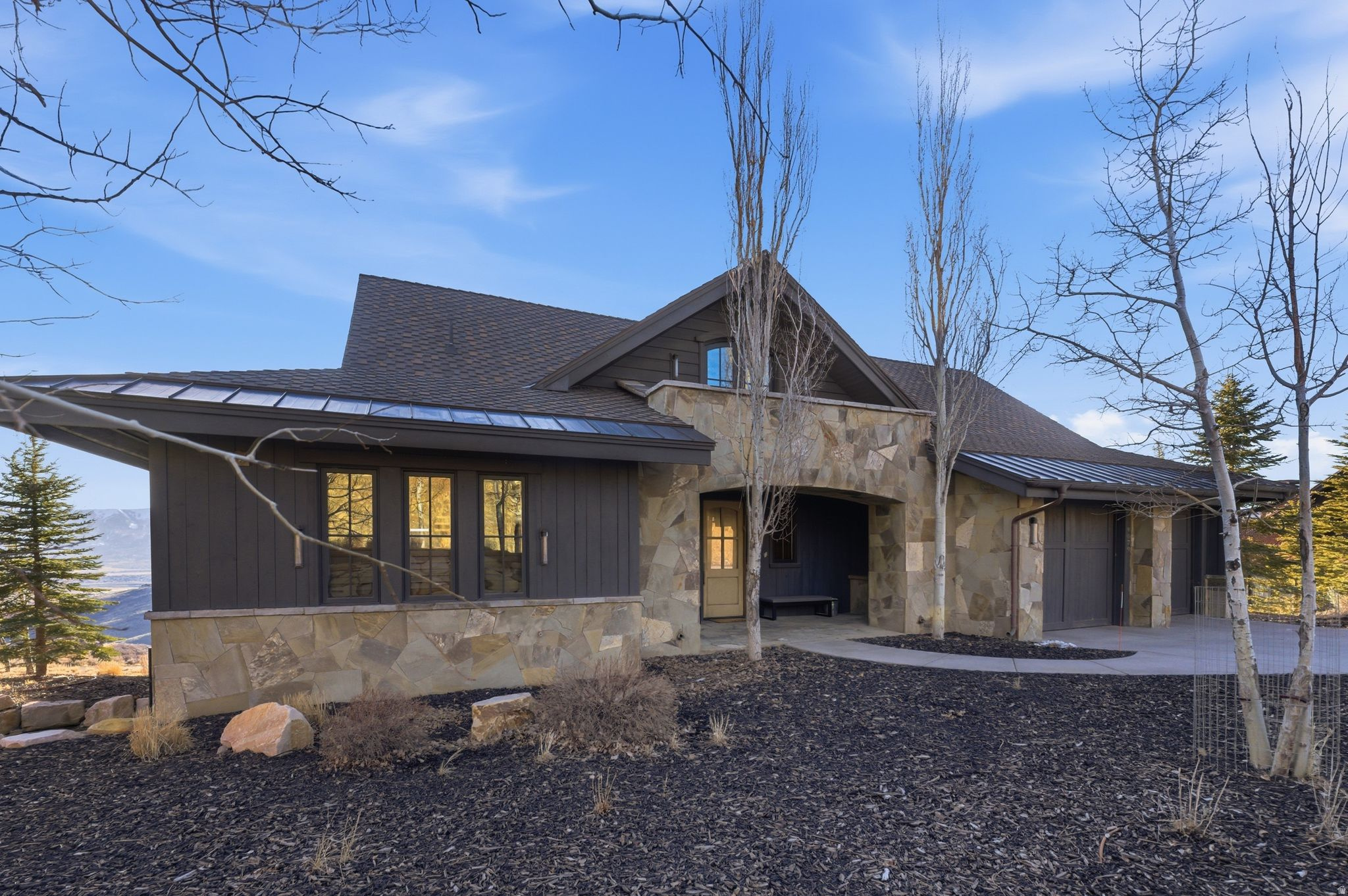 9079 DYE CABINS DR
