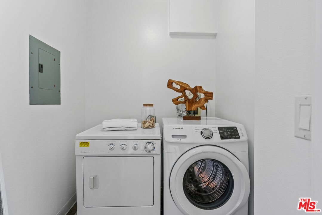 2308 Schader Dr Unit: 215
