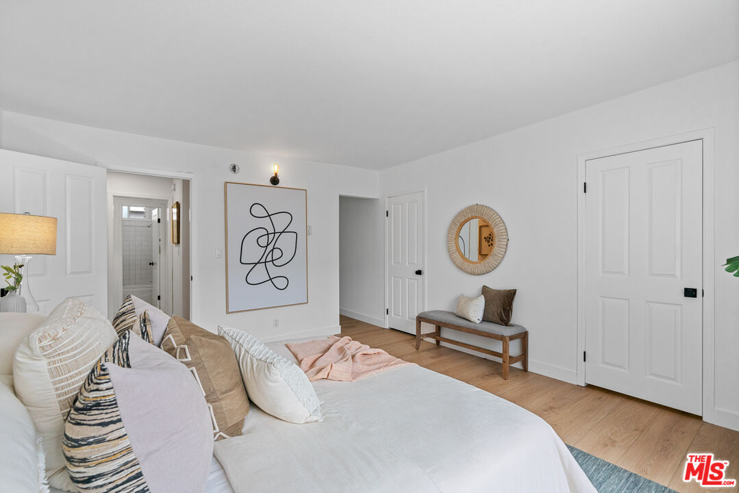 2308 Schader Dr Unit: 215
