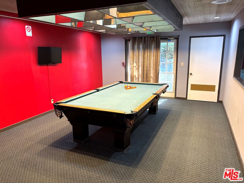 22100 Burbank Blvd Unit: 365G