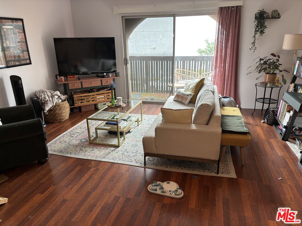 719 N Eucalyptus Ave Unit: 15A