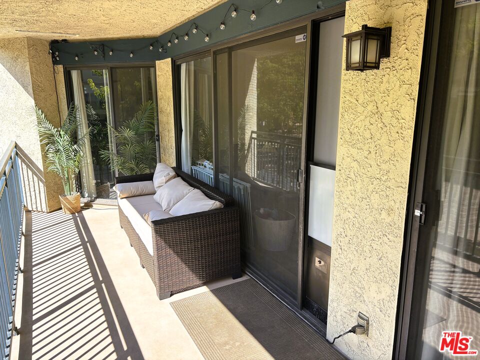 4589 Via Marisol Unit: 257