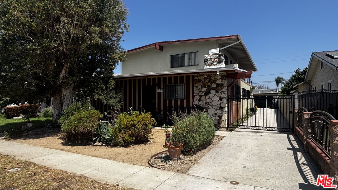 309 W Buckthorn St Unit: 1