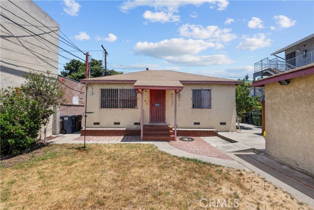 11412 Freeman AVE