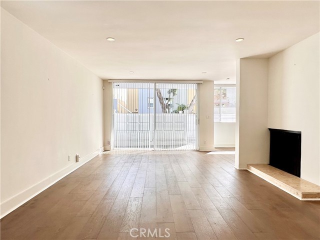 11627 Chenault ST Unit: 1