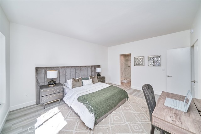 4340 Glencoe AVE Unit: 4