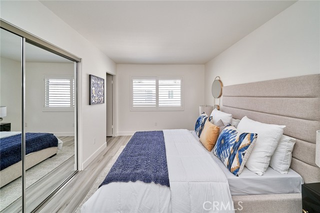4340 Glencoe AVE Unit: 4