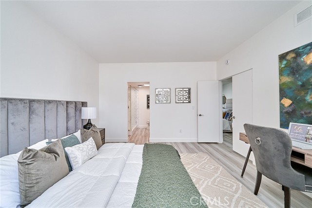 4340 Glencoe AVE Unit: 4
