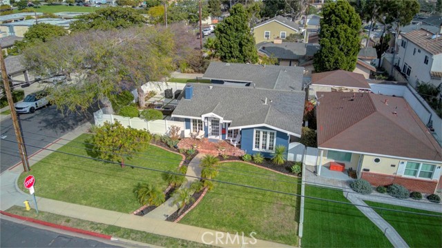 1604 Hickory AVE