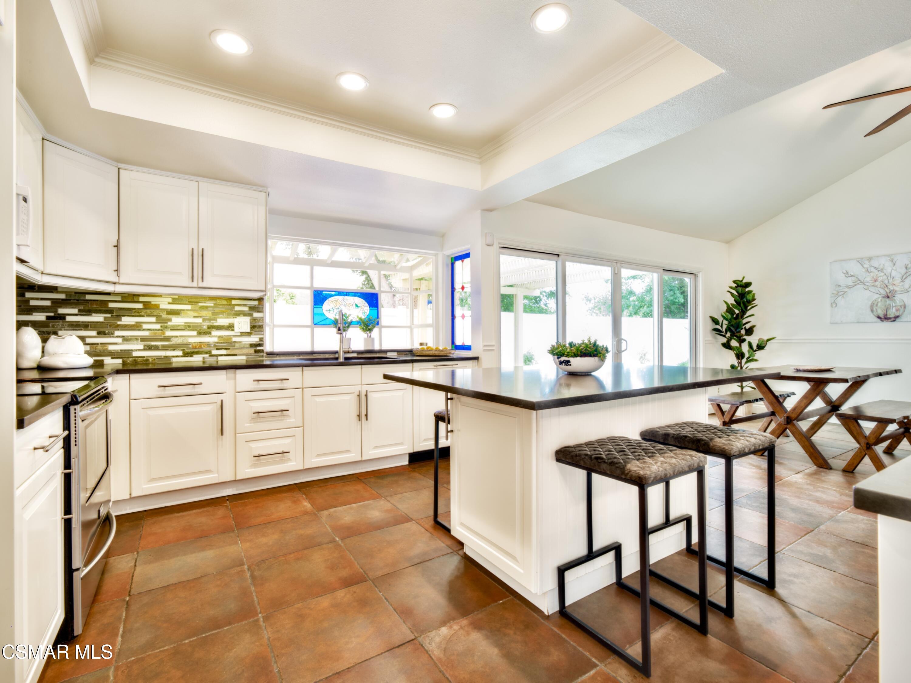 5809 Calmfield Avenue