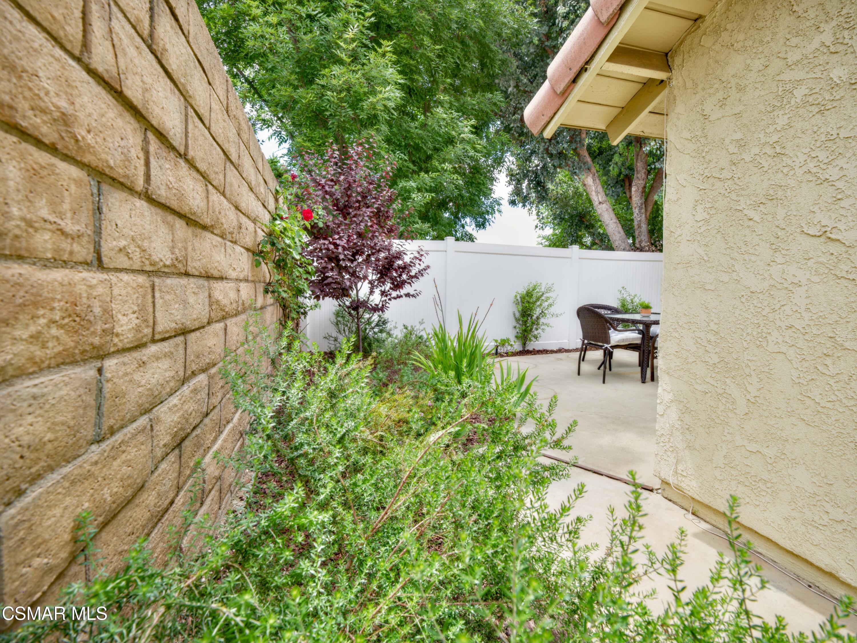 5809 Calmfield Avenue